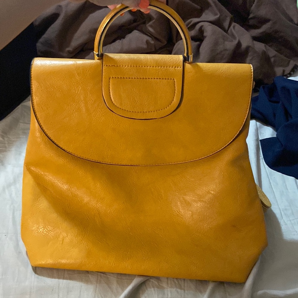 Target interchangeable purse